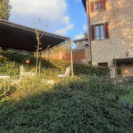 Bilocale In Strada Vestricciano Genna Con Giardino Privato *