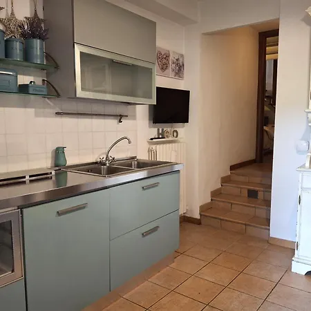 Bilocale In Strada Vestricciano Genna Con Giardino Privato Apartmán *