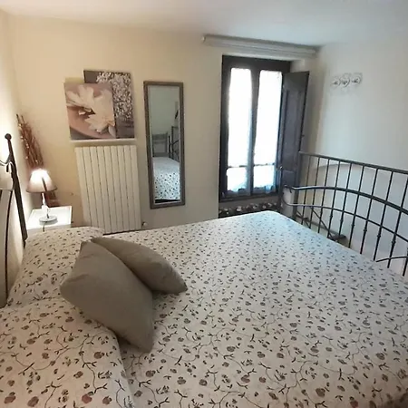 Apartamento Bilocale In Strada Vestricciano Genna Con Giardino Privato Perúgia