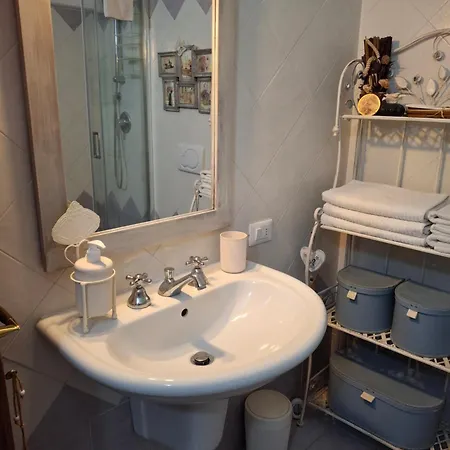 Bilocale In Strada Vestricciano Genna Con Giardino Privato * ペルージャ