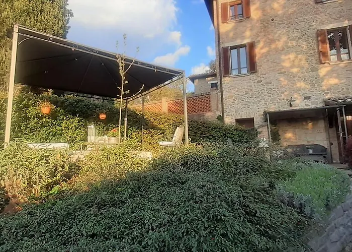Bilocale In Strada Vestricciano Genna Con Giardino Privato *